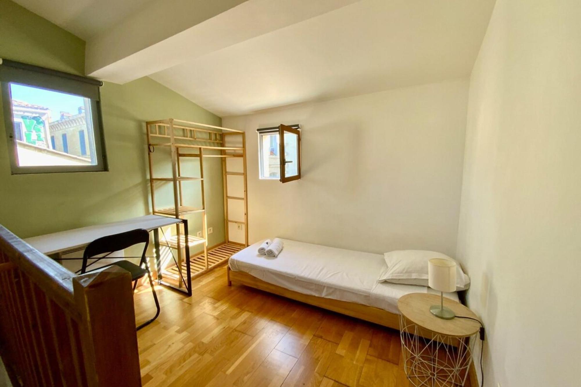 The Triplex- 3 Bedrooms In The Escutcheon! Montpellier Extérieur photo
