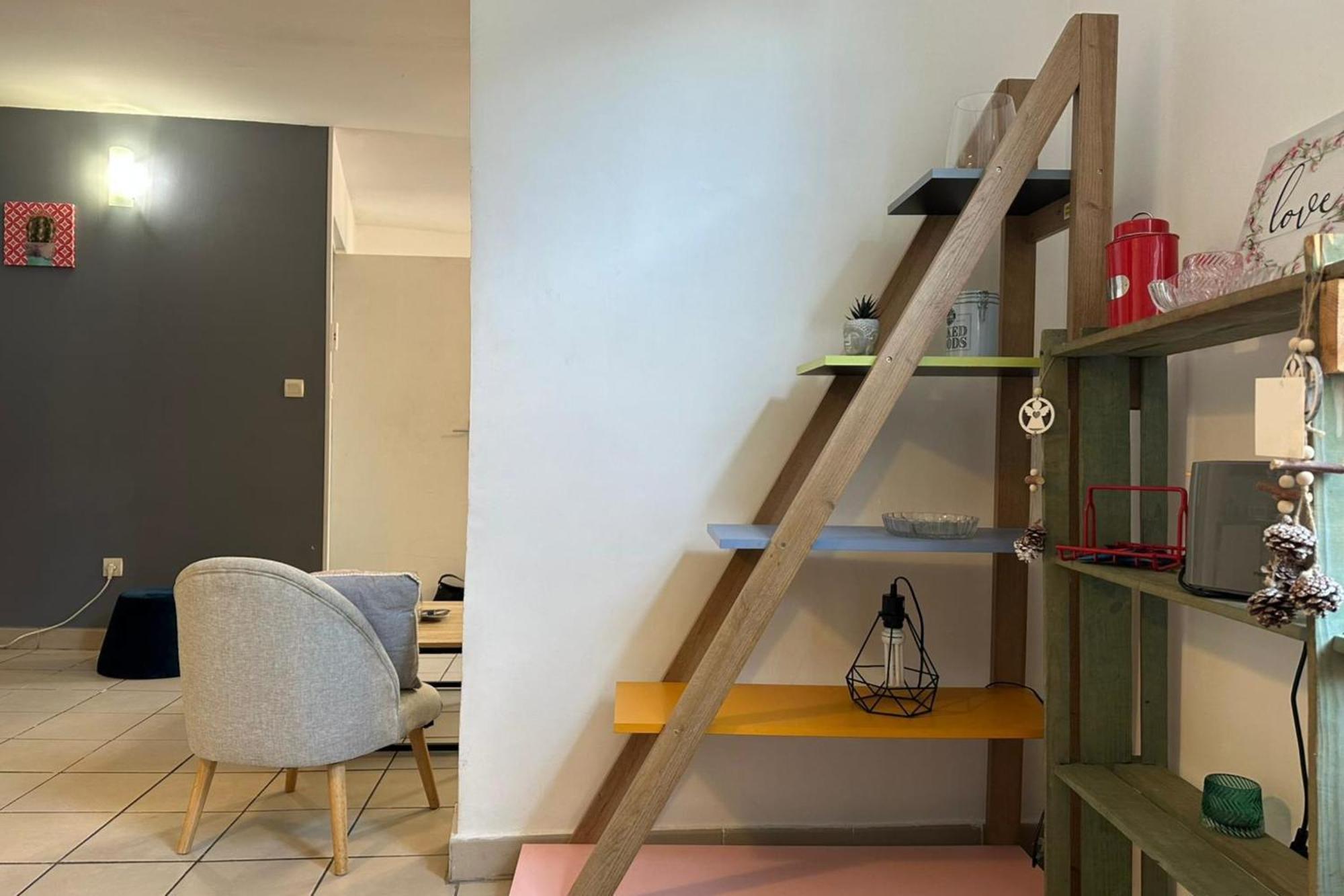 The Triplex- 3 Bedrooms In The Escutcheon! Montpellier Extérieur photo